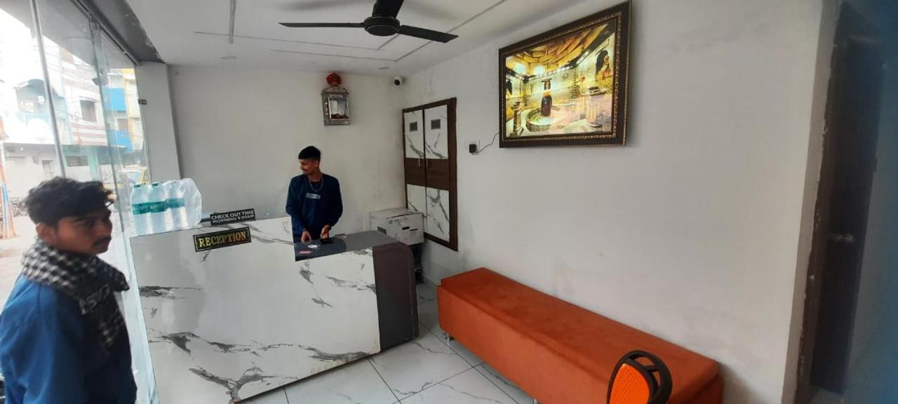 Hotel Shree Kedar Palace Ujjain Eksteriør billede