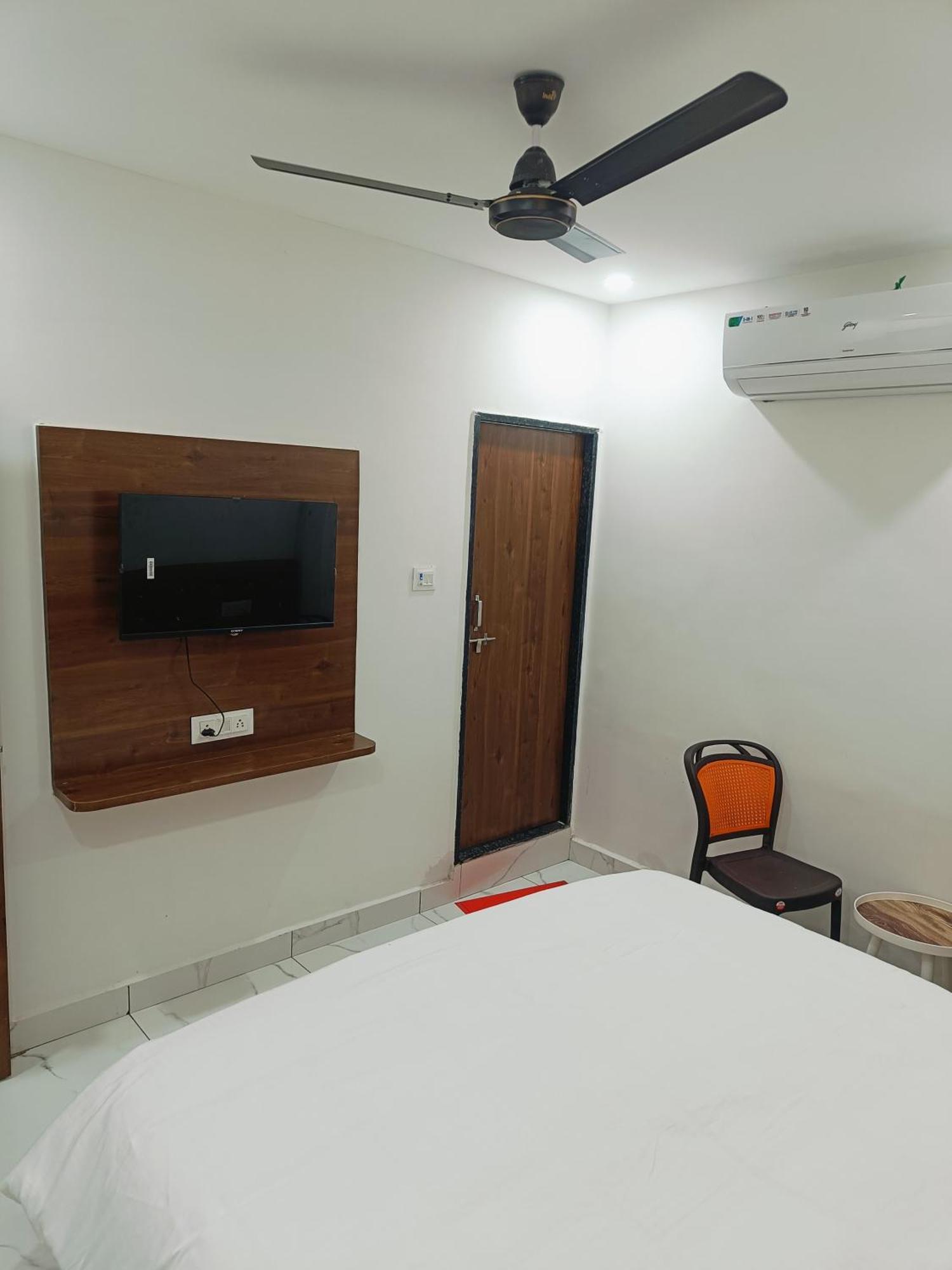 Hotel Shree Kedar Palace Ujjain Eksteriør billede
